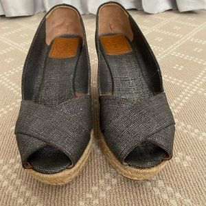 Tory Burch Filipa Shimmer Linen in Pewter Wedge Espadrille